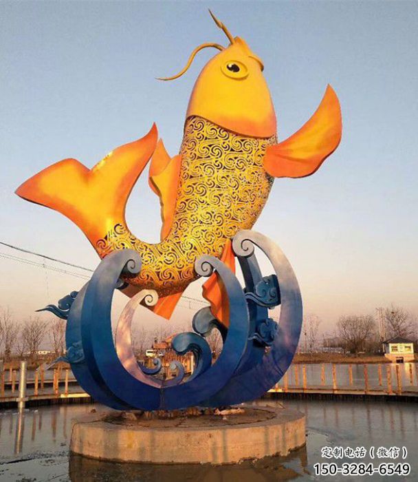 大理園林鯉魚雕塑