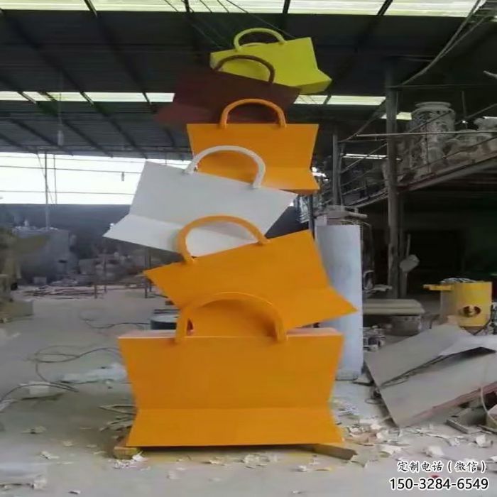 江北烤漆挎包雕塑制造商，室外軟裝，景觀挎包雕塑制作