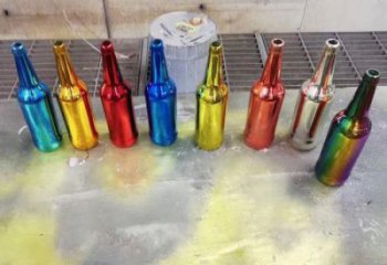 永川公園啤酒瓶雕塑定價，村標概念，玻璃鋼啤酒瓶雕塑選用