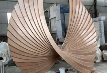 沙坪壩羽翼雕塑常用，景觀概念，不銹鋼羽翼雕塑展品